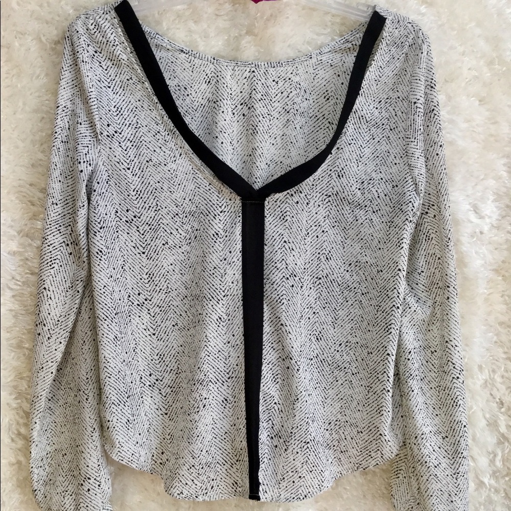 Lush long sleeve shirt